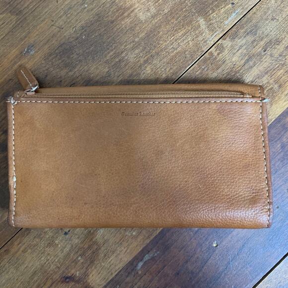 Fossil Genuine Leather Button Closure Flap Wallet Clutch Card Holder Tan Boho - Picture 2 of 16